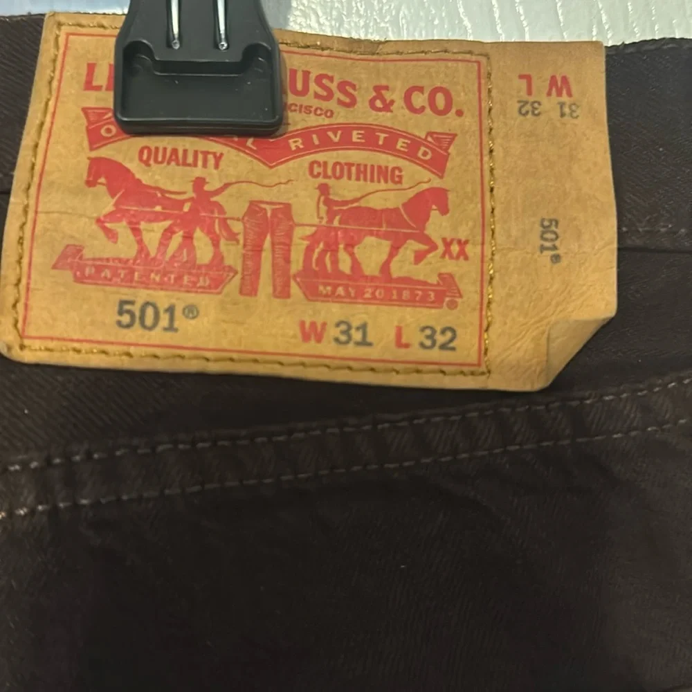 Men Levi 501 Jeans - 31x32 - Picture 4 of 4
